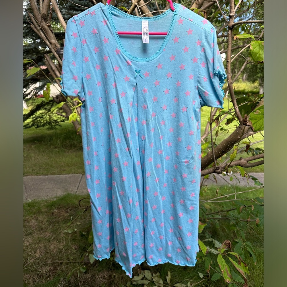 Maternity gown